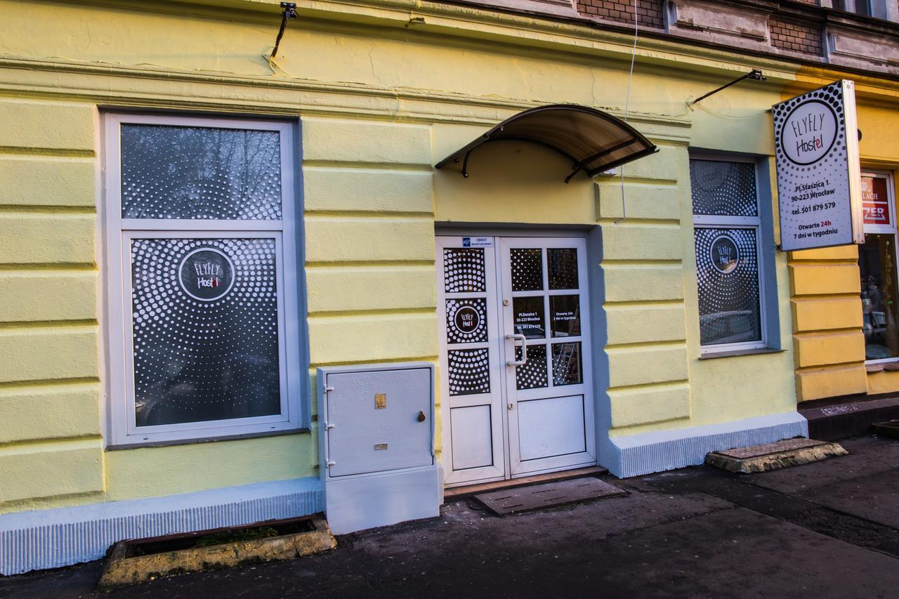 Flyfly Hostel , Darmowy Parking , Rezerwuj Przez Urzadzenia Mobilne -10 Procent Wrocław Exteriör bild